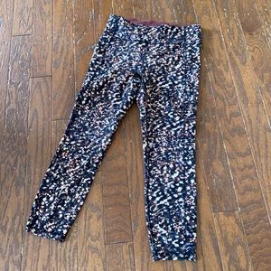 Lululemon invigorate 23”